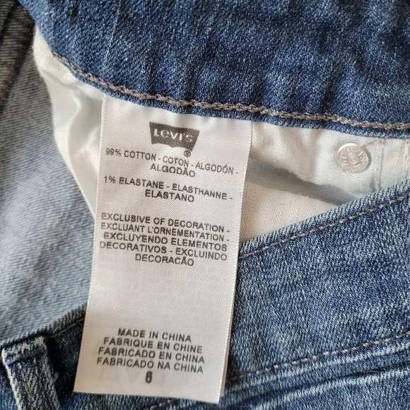 LEVIS Demi Curve Cropped Pants - Picture 6 of 7